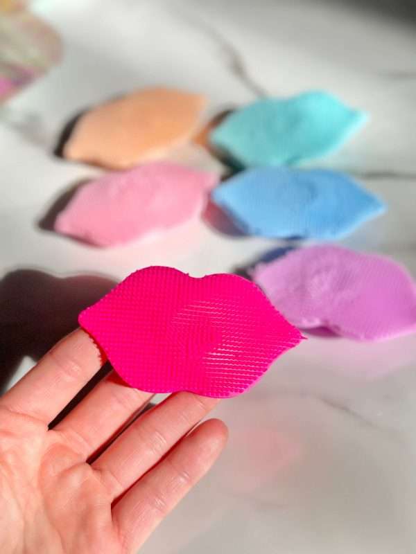 Limpiador Facial En Forma De Labios - Imagen 2