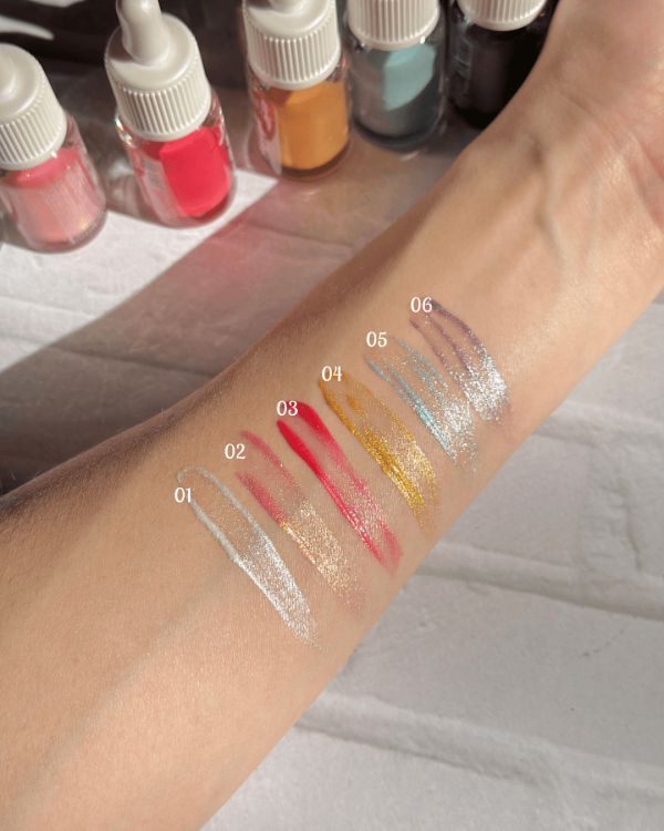 Iluminador liquido Highlight Romantic Beauty 3g - Imagen 3