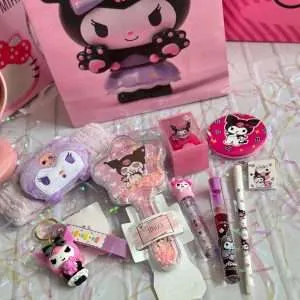 Kit de regalo Kuromi 8pcs
