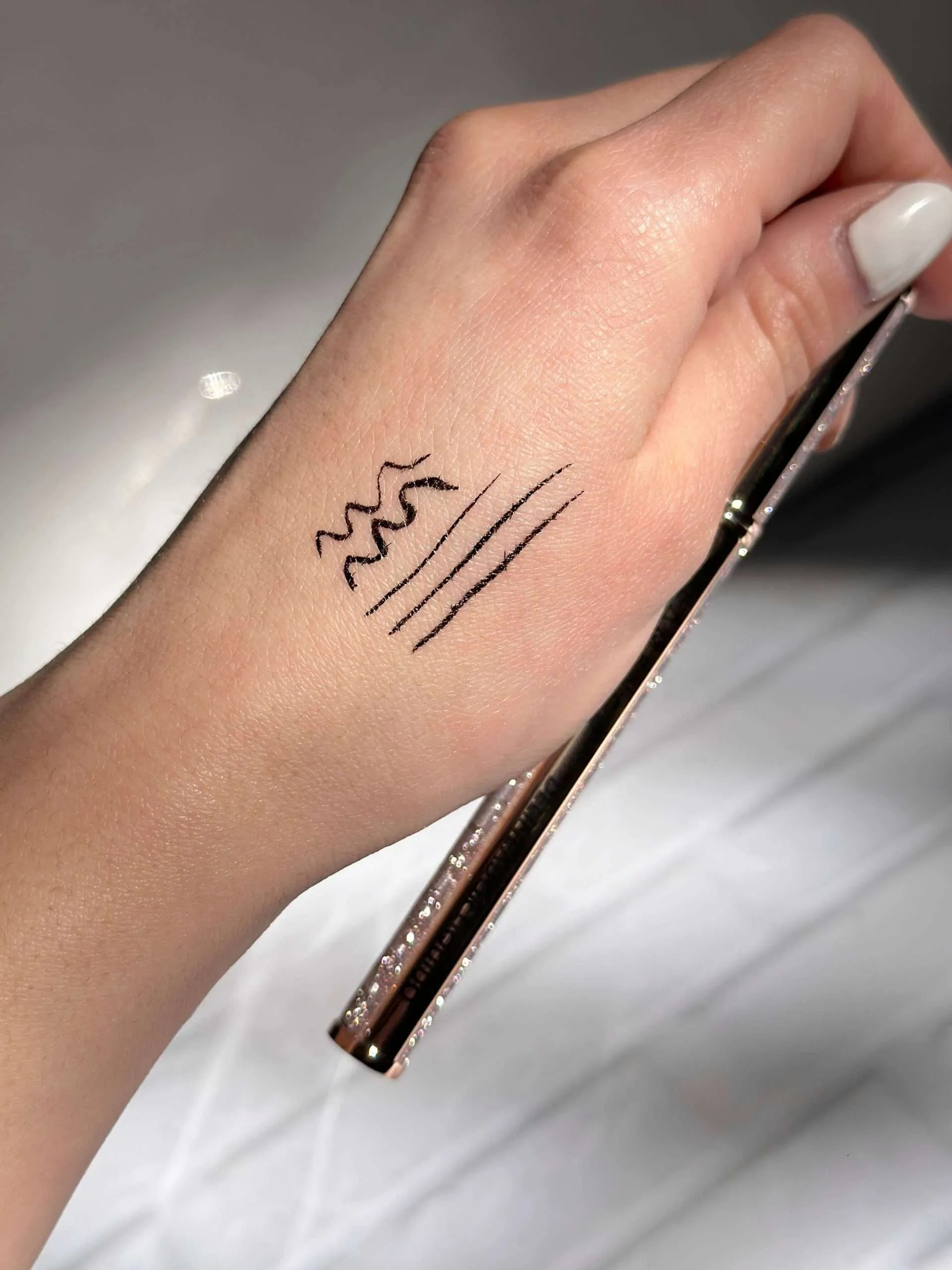 Plumon delineador negro Flamenco - Imagen 2