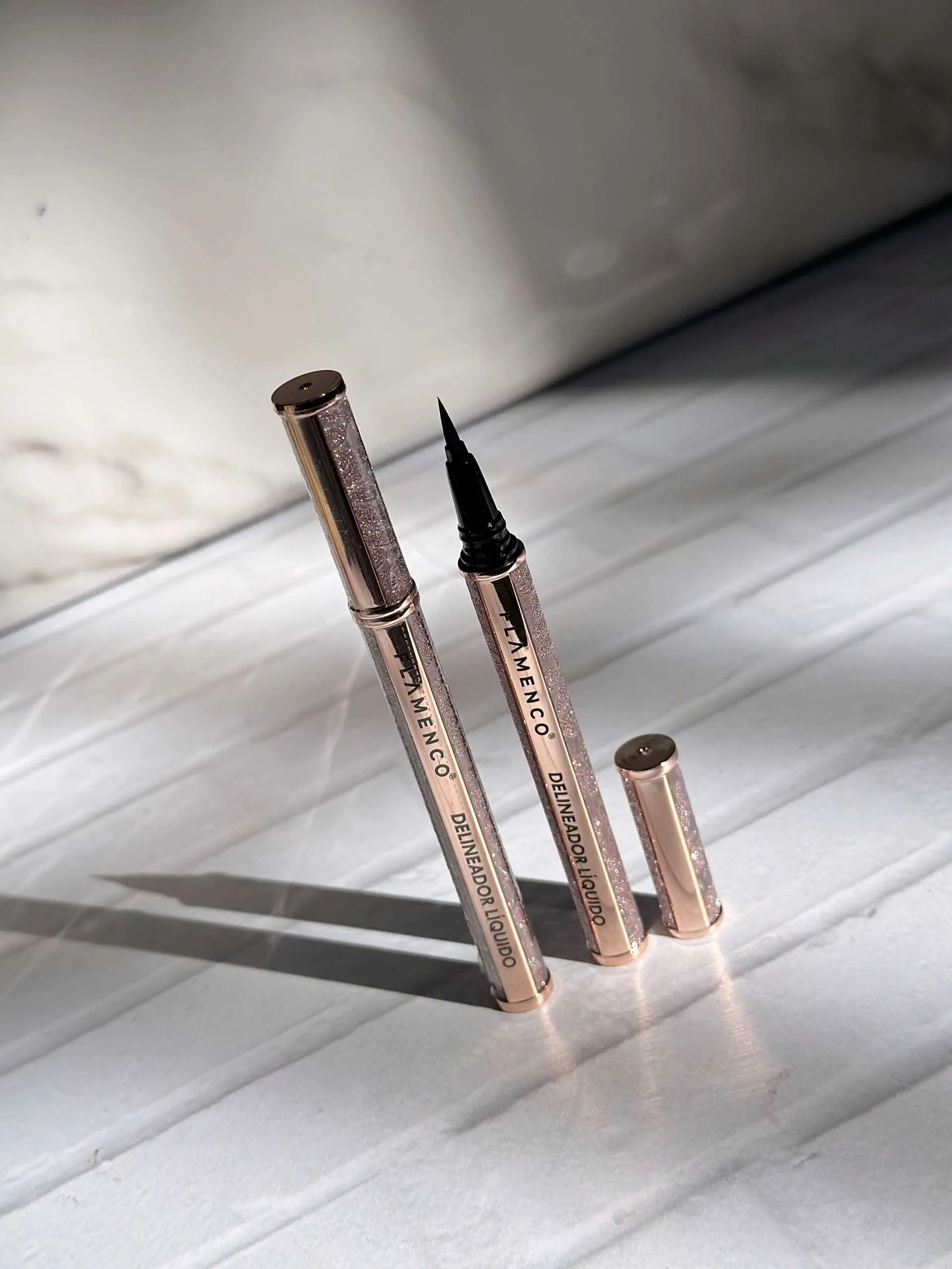 Plumon delineador negro Flamenco