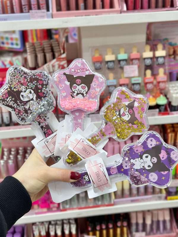 Cepillo de cabello estrella kuromi