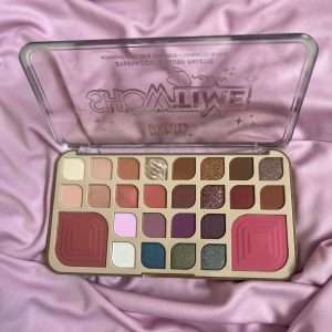 Paleta de sombras con rubor Showtime Dream