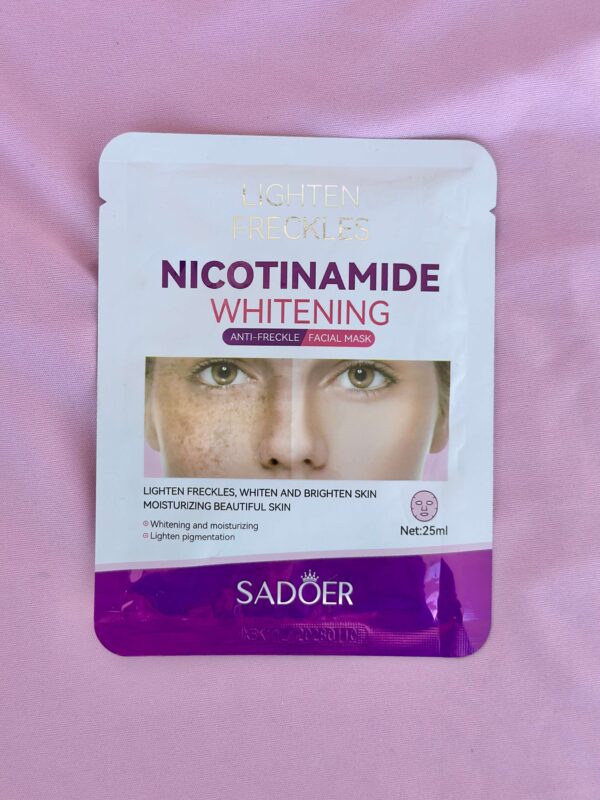 Mascarillas faciales Nicotinamide Whitening Sadoer Caja 12pcs