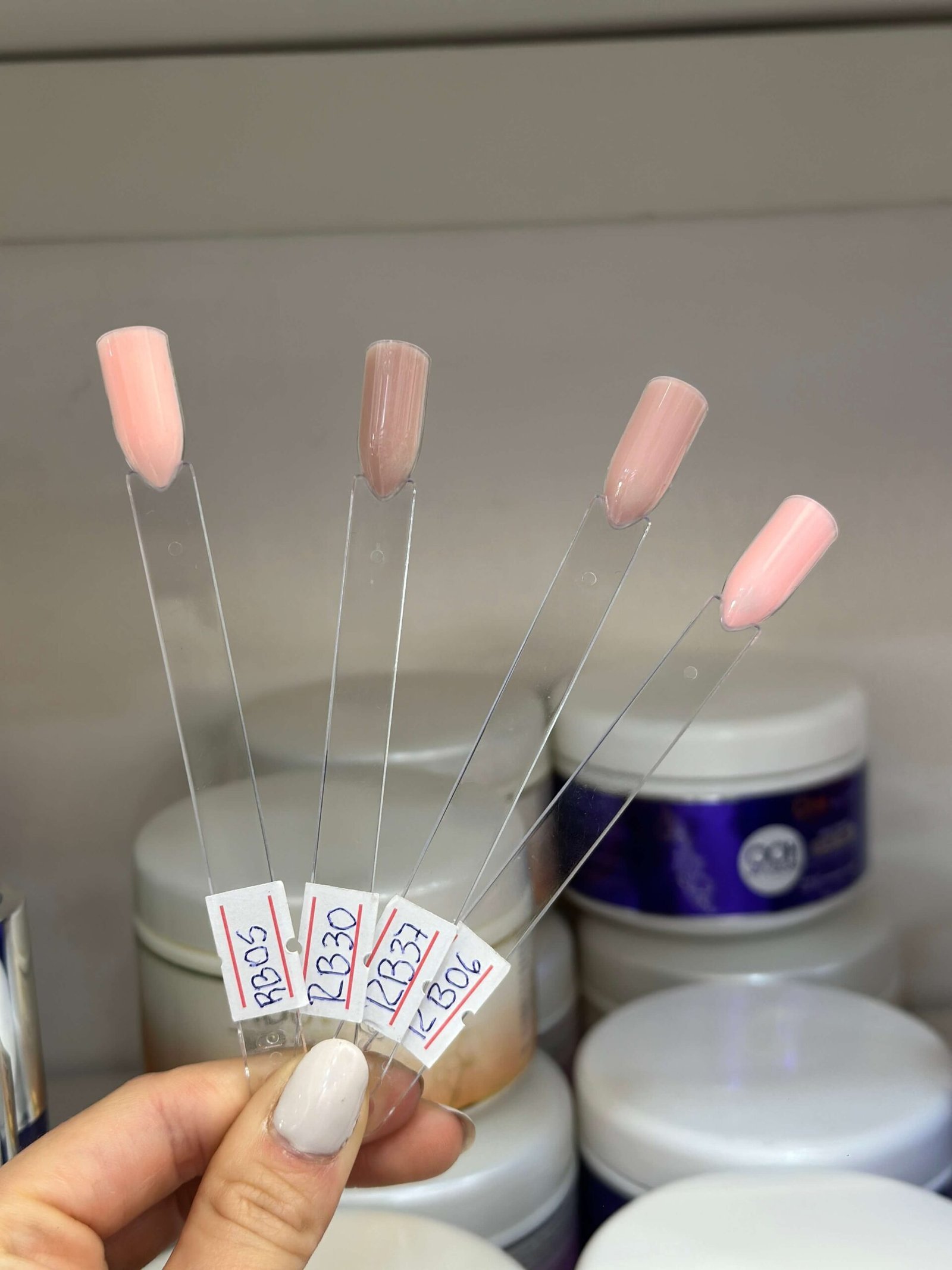 Base Rubber Vicky Nails 12Ml