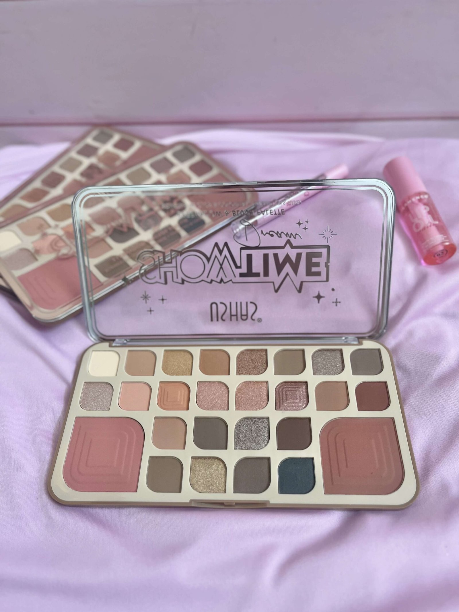 Paleta de sombras con rubor Showtime Dream
