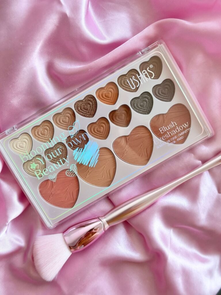 Paleta de sombras corazones Ushas 18 tonos
